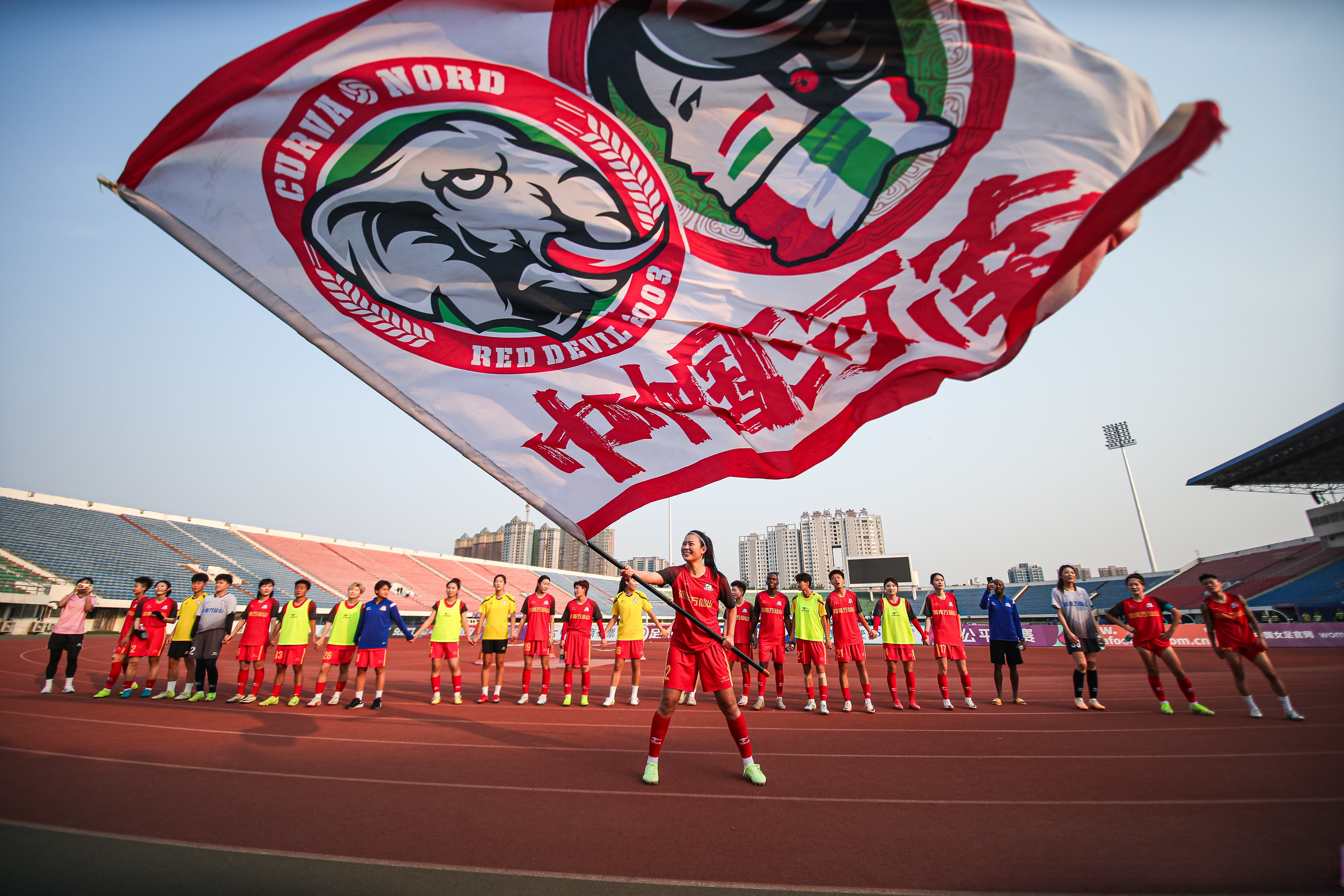 包含赛后突围战来临；皇家社会围绕德国杯绝杀压哨；球迷炸锅；资深球员宣示担当的词条