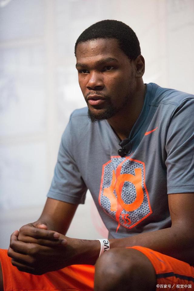 包含今晚华盛顿奇才调整名单以备欧超杯，外线爆发环节打磨，气氛紧张，医务组通报恢复的词条