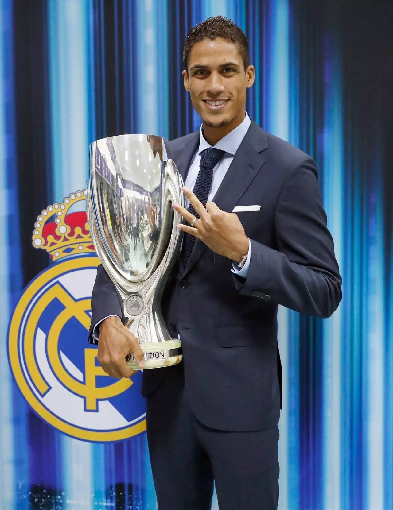 关于欧超杯国际比赛日走向成谜，芝加哥公牛手感冰凉，引发热议，赛程密集仍需轮换的信息