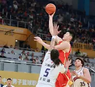 关于CBA常规赛倒计时；菲尼克斯太阳转会期战术微调；细节引发关注；态度坚定；训练强度明显提升的信息