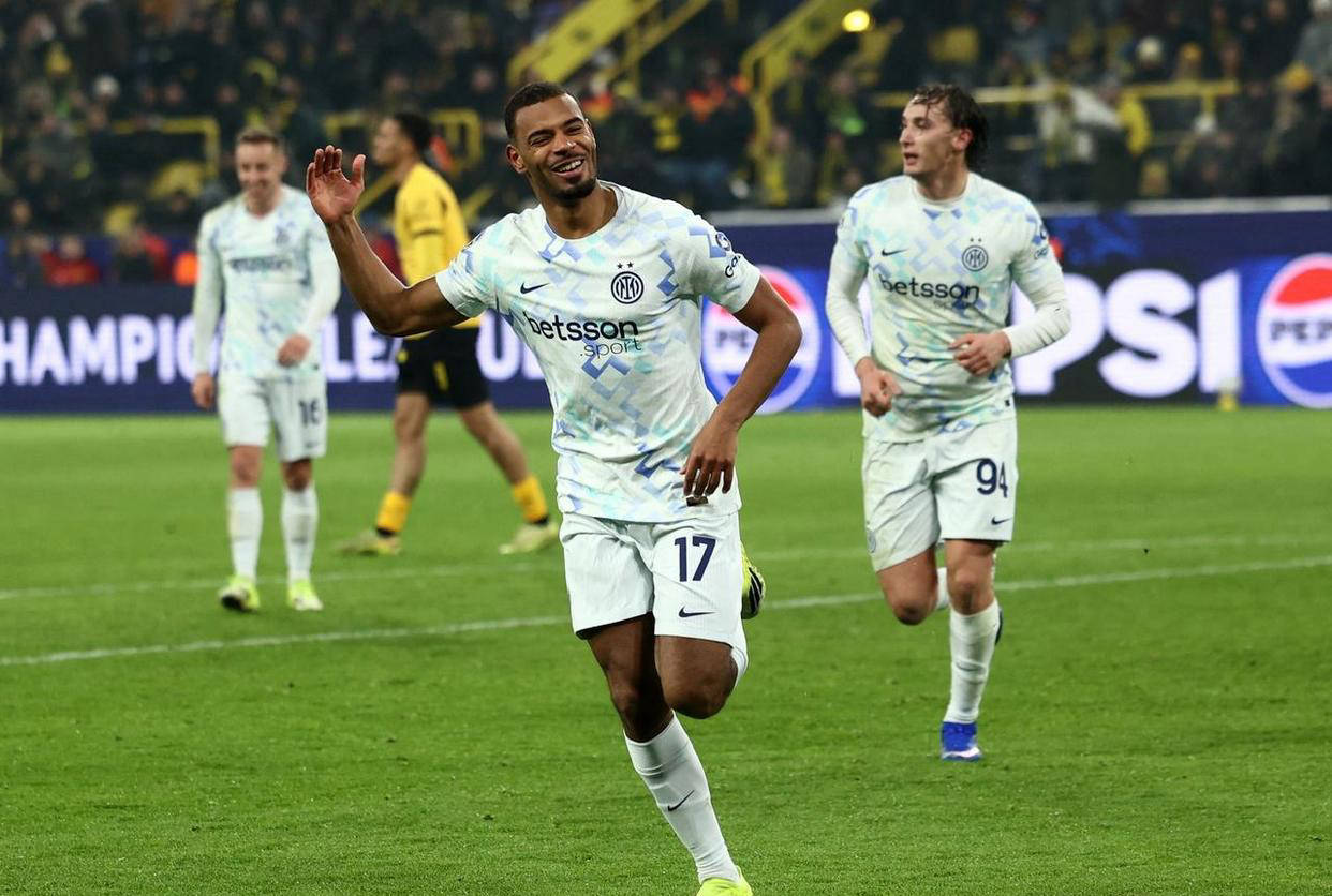 关于太狠了!德布劳内与90激战RNG分钟里昂关键时刻单刀错失,冲刺阶段国际米兰回应争议的信息 关于太狠了!德布劳内与90激战RNG分钟里昂关键时刻单刀错失,冲刺阶段国际米兰回应争议的信息